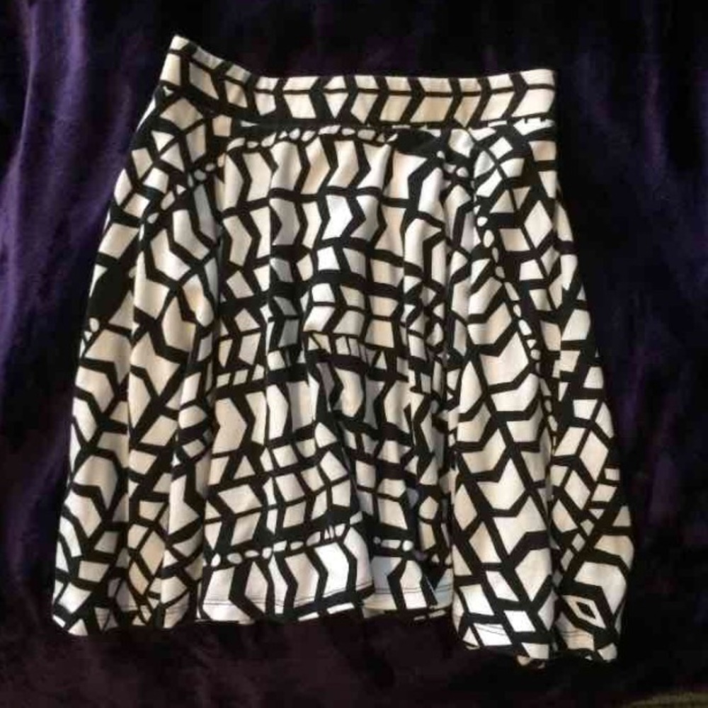 White and black skater skirt