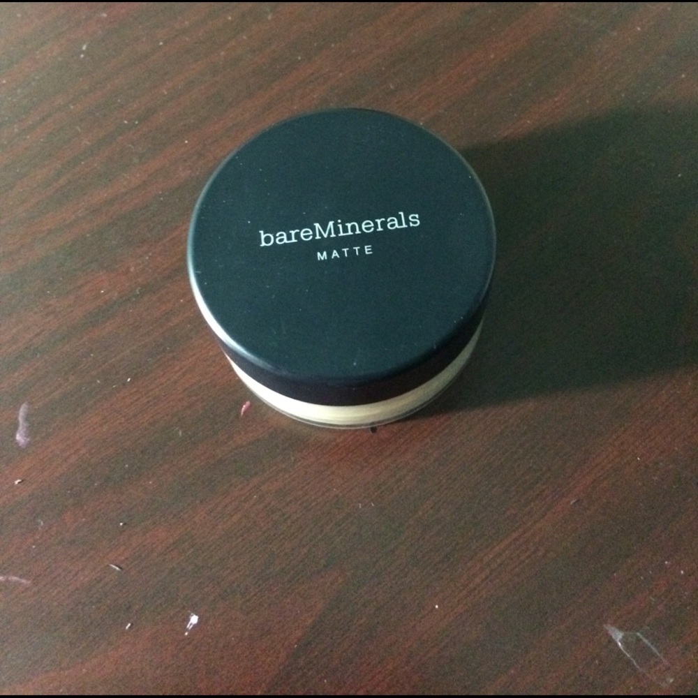 Bare minerals matte foundation