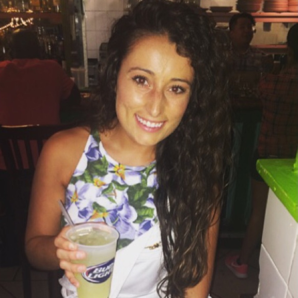 Meet your Posher, Nicole