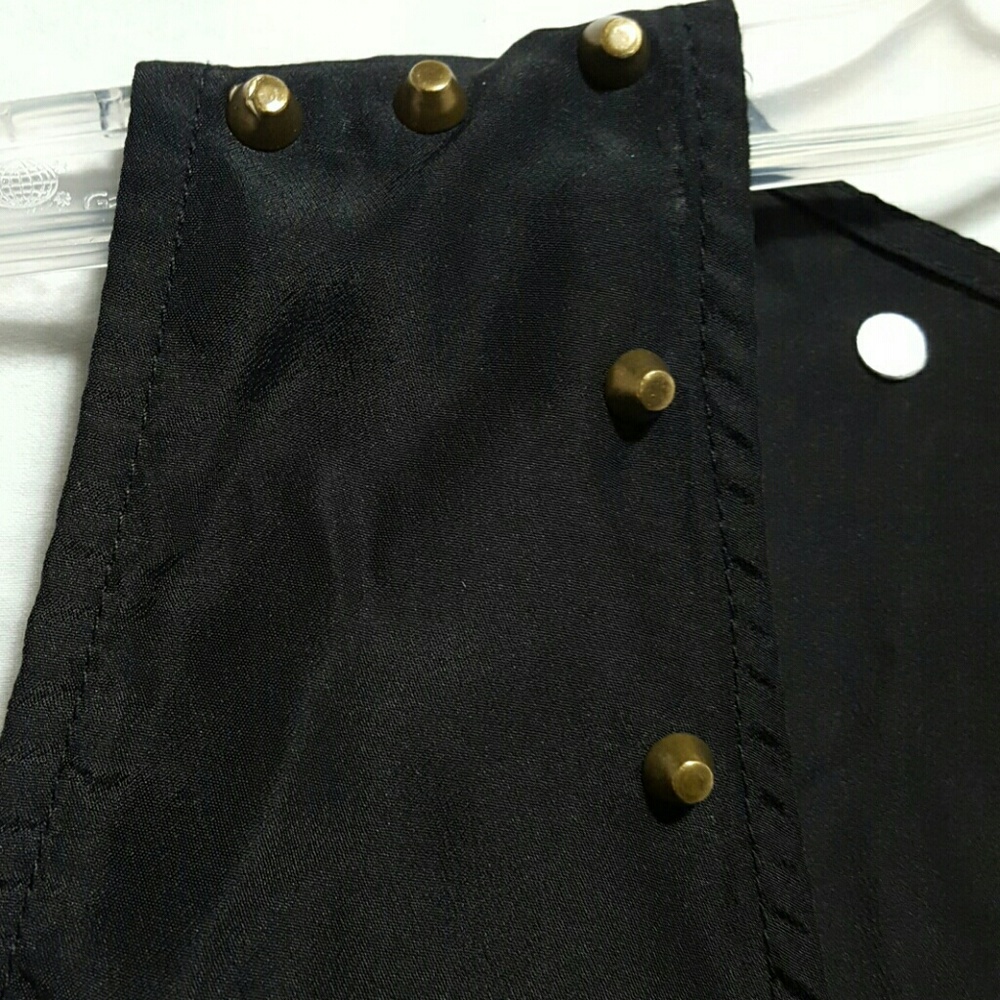 🍃🌺 Nwot Cotton On  studded blouse - Picture 4 of 6