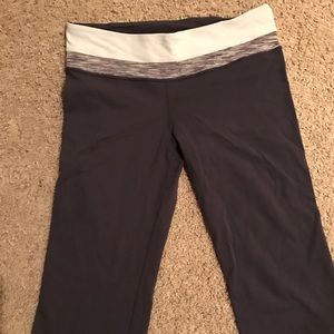 Lululemon crop wide leg pants