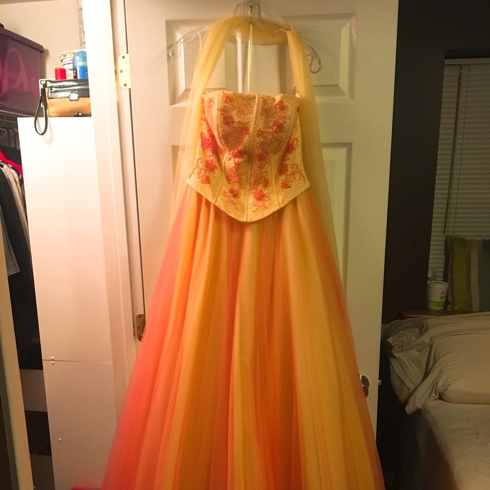 Prom dress