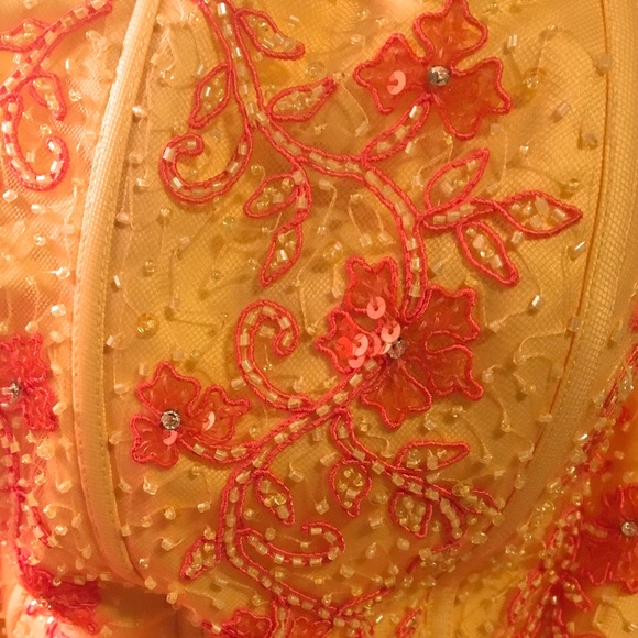 Prom dress - Picture 4 of 5