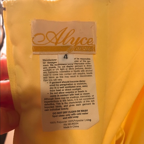 Prom dress - Picture 5 of 5