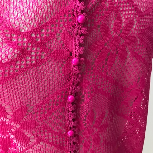 Magenta lace top - Picture 4 of 4