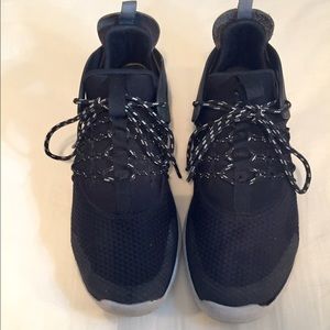 Nike Free Viritous Running Shoes