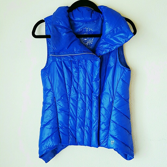 Betsey Johnson Jackets & Blazers - 💙 Betsey Johnson Puffy Vest 💙