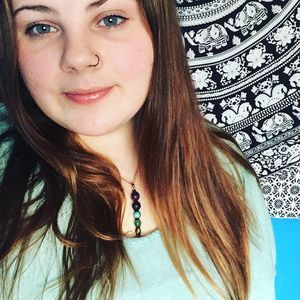 Meet your Posher, Carly