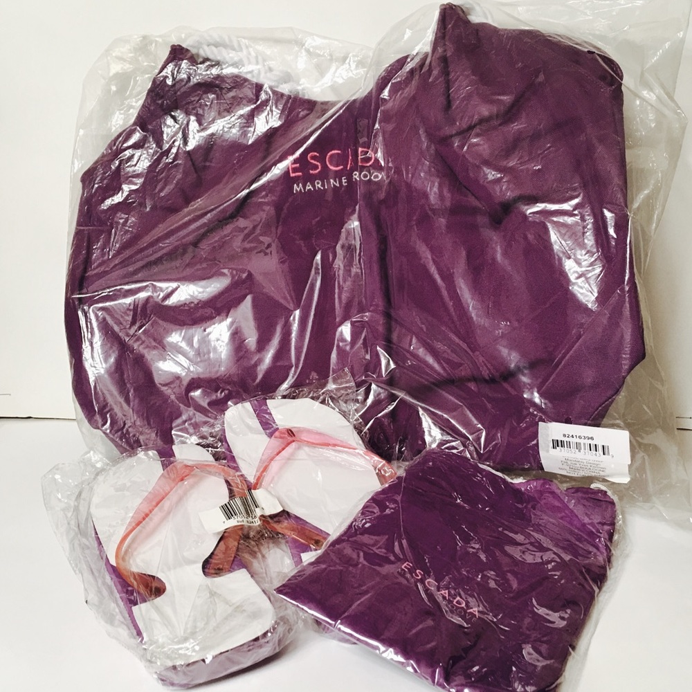 Escada Canvas Tote FlipFlops Sarong 3 Pc Gift Set