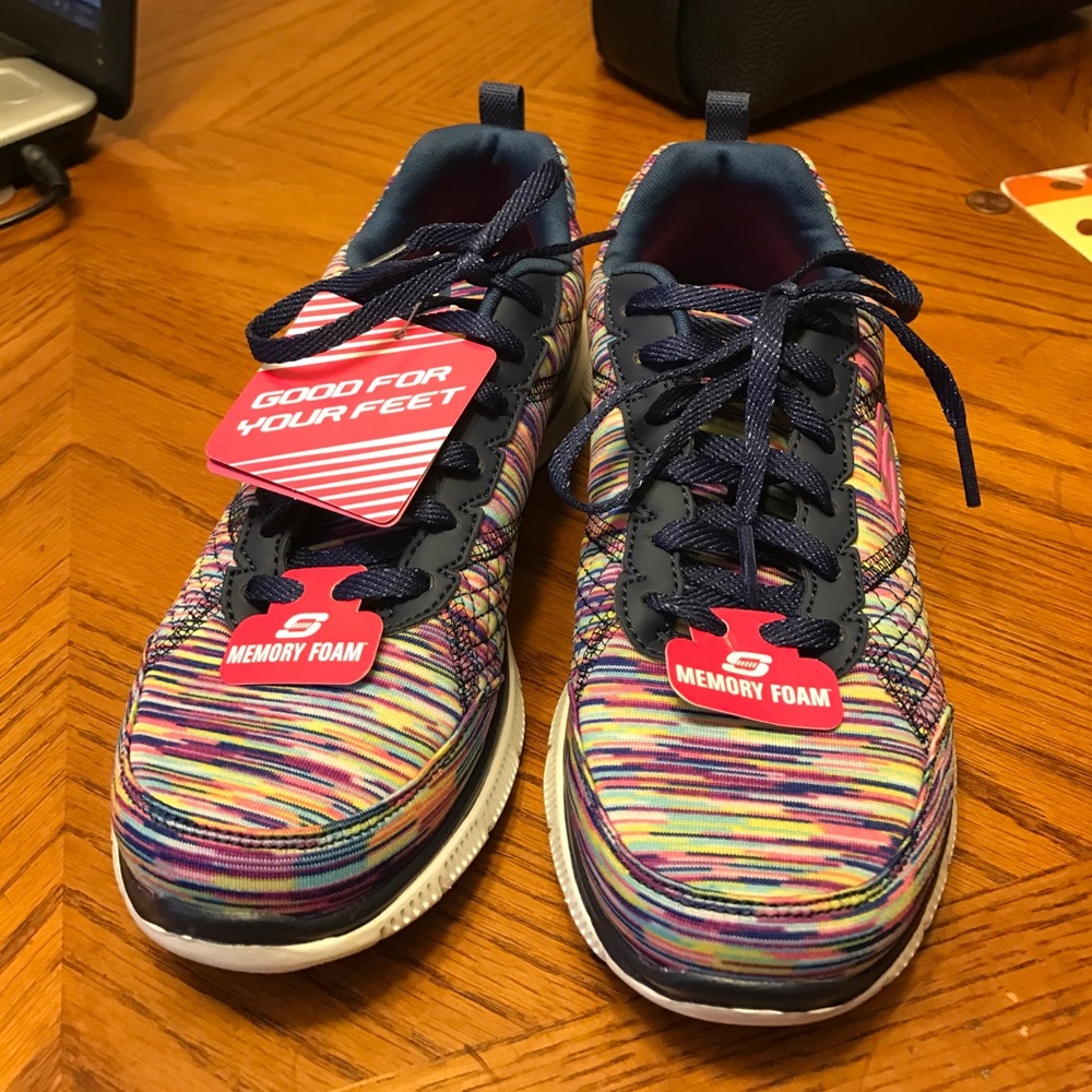 **BRAND NEW SKECHERS FLEX APPEAL SHOES**