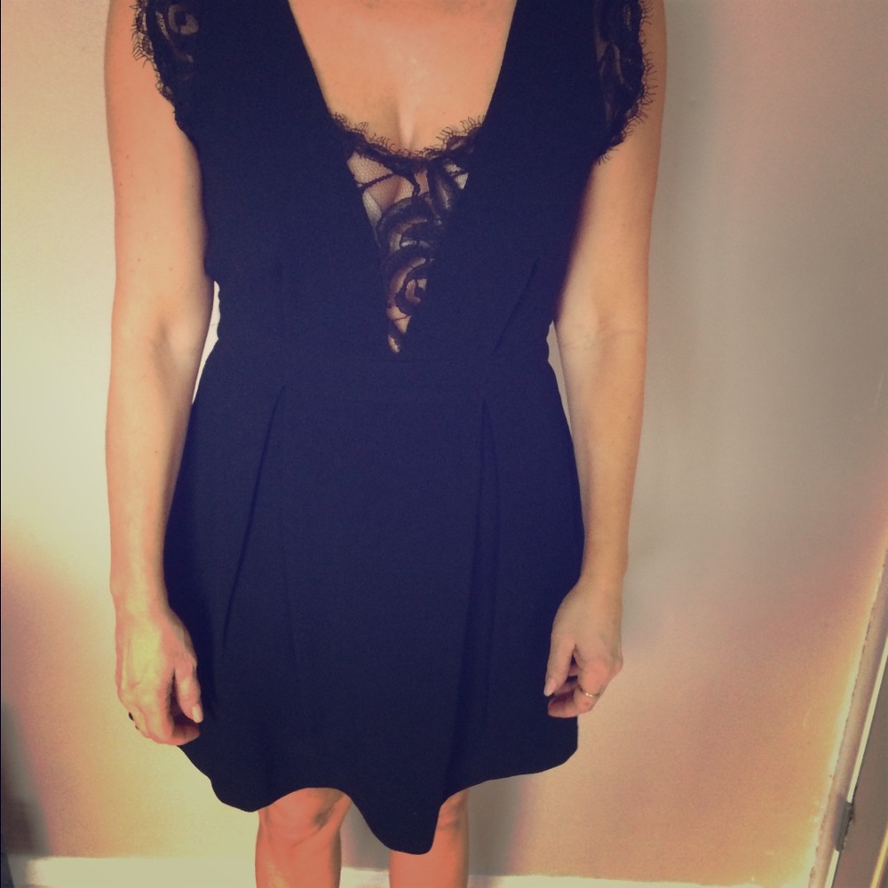 BCBG LBD (R)