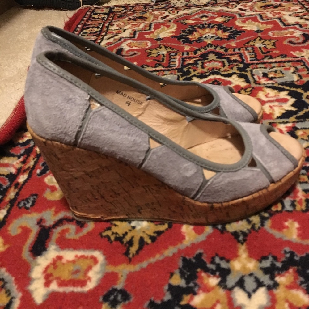Envy wedges