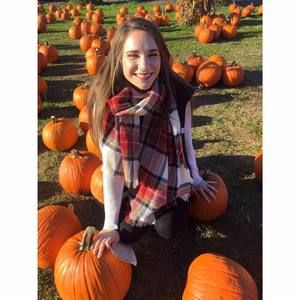 Meet your Posher, Hailey