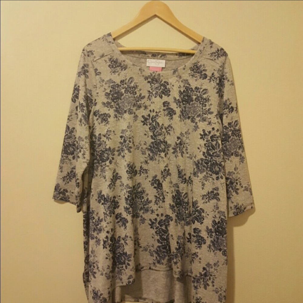 Jessica Simpson Nursing Top