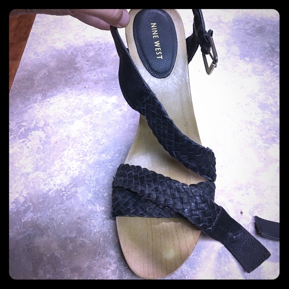 Designer Heels - Picture 3 of 4