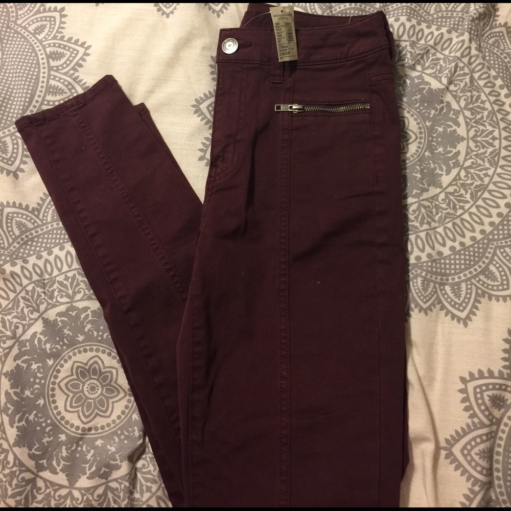 NWT high rise maroon American eagle jeans