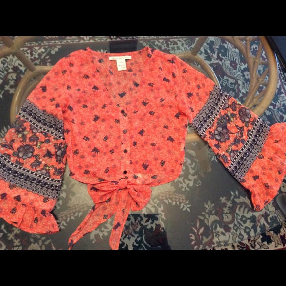 Floral long sleeve xxs fits size small - Picture 1 of 4