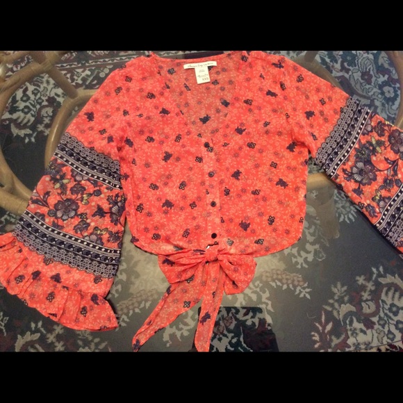 Floral long sleeve xxs fits size small - Picture 2 of 4