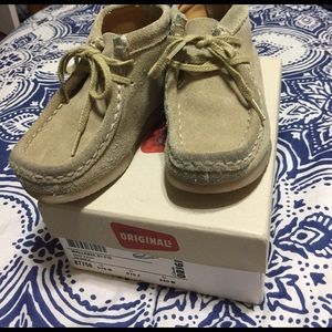 Clarks Toddler Wallabee Suede Boots Size 7.5