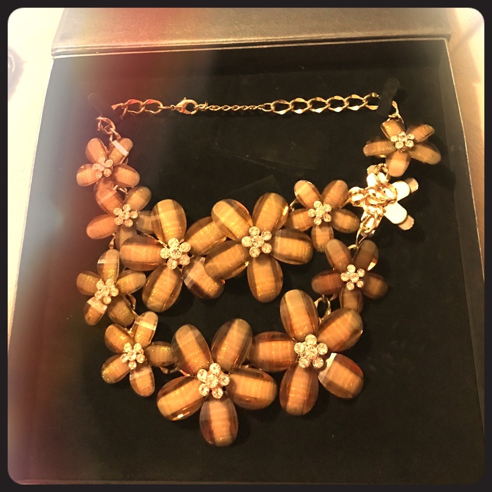 Kenneth Jay Lane statement  necklace