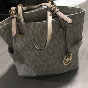 MK Purse