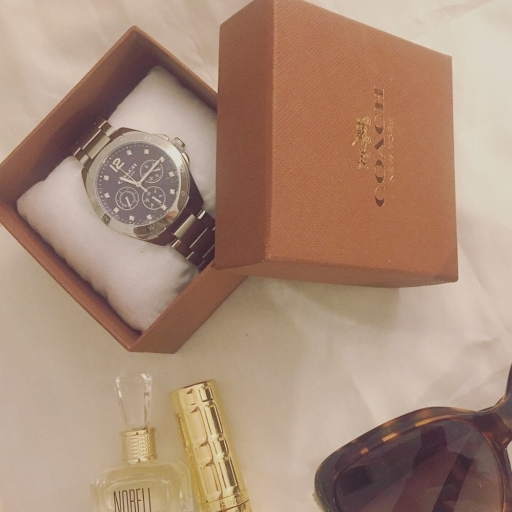 💜Essential Coach Watch💜