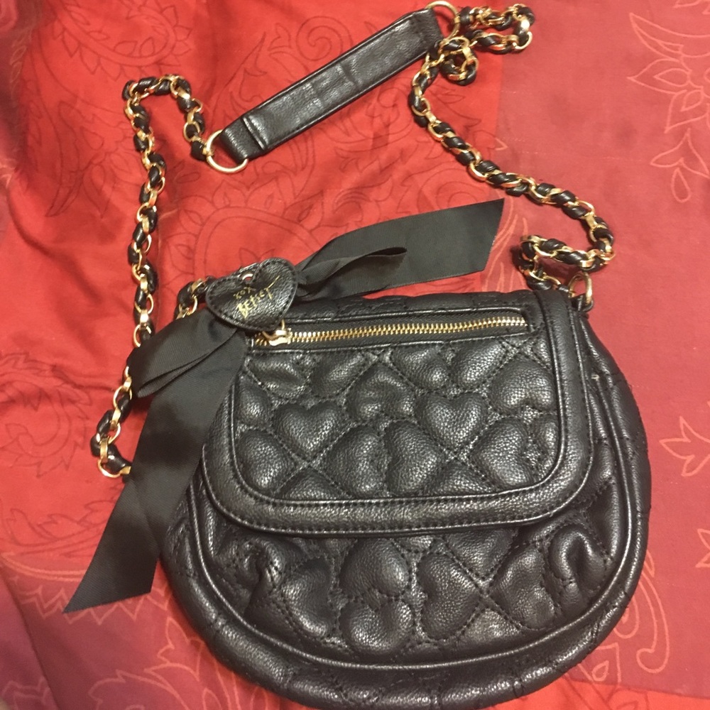 Betsey johnson sling bag