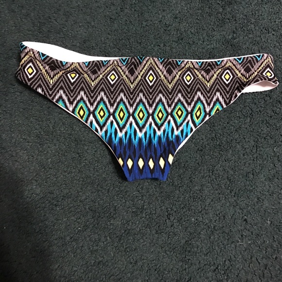 NWOT khongboon bathing suit - Picture 4 of 4