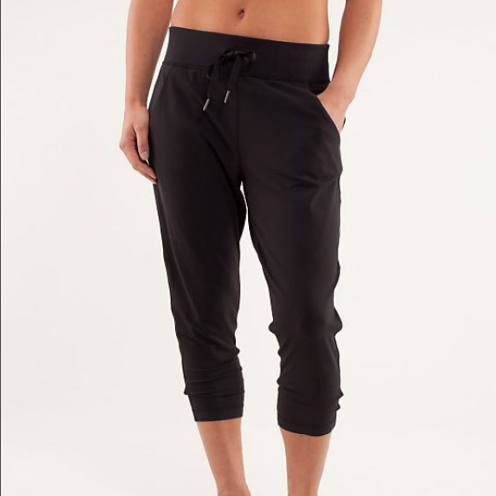 Lululemon Liberty Harem Crop