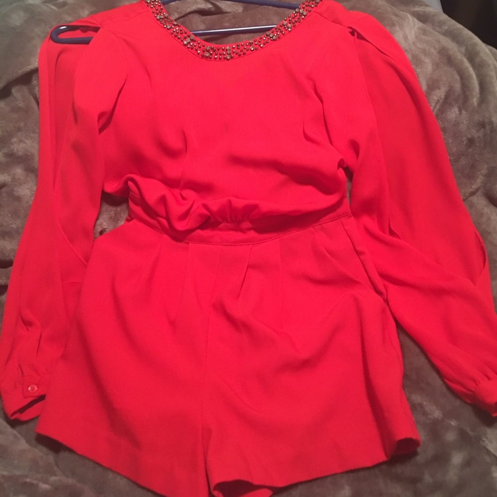 GUESS Women's Long-Sleeve Beaded V-Back Romper,