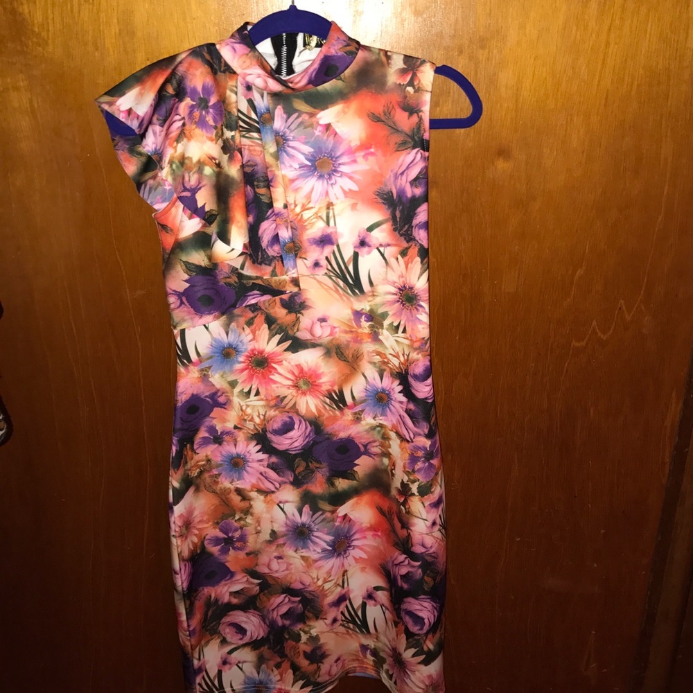 Beautiful floral layered fabric dress