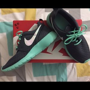 Nike Roshe Shoes!