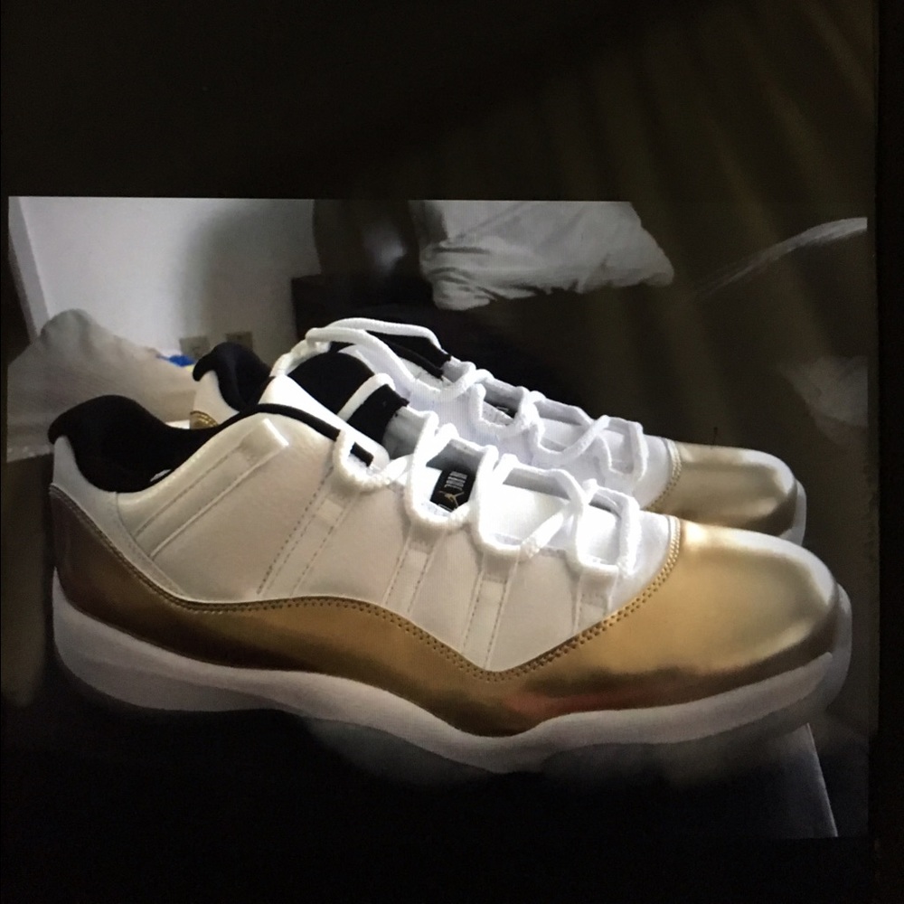 Air Jordan 11 Closing Ceremony Size 12