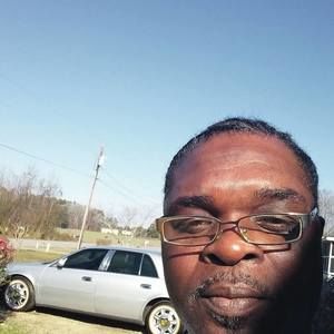 Meet your Posher, Carl