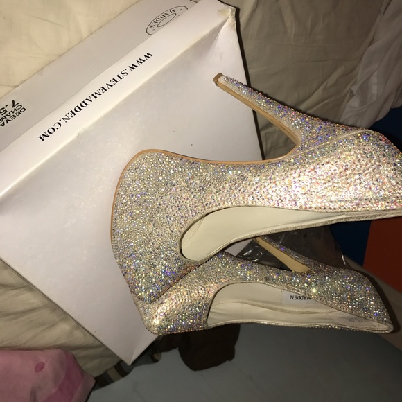 Steve Madden heels - Picture 1 of 3