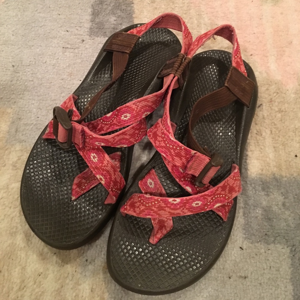 Pink chacos