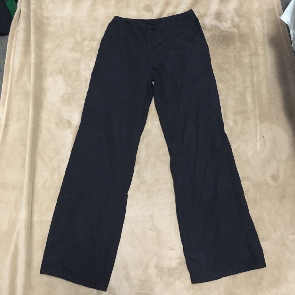 black scrub pants