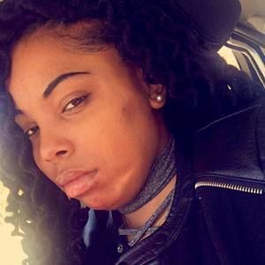 Meet your Posher, Shae