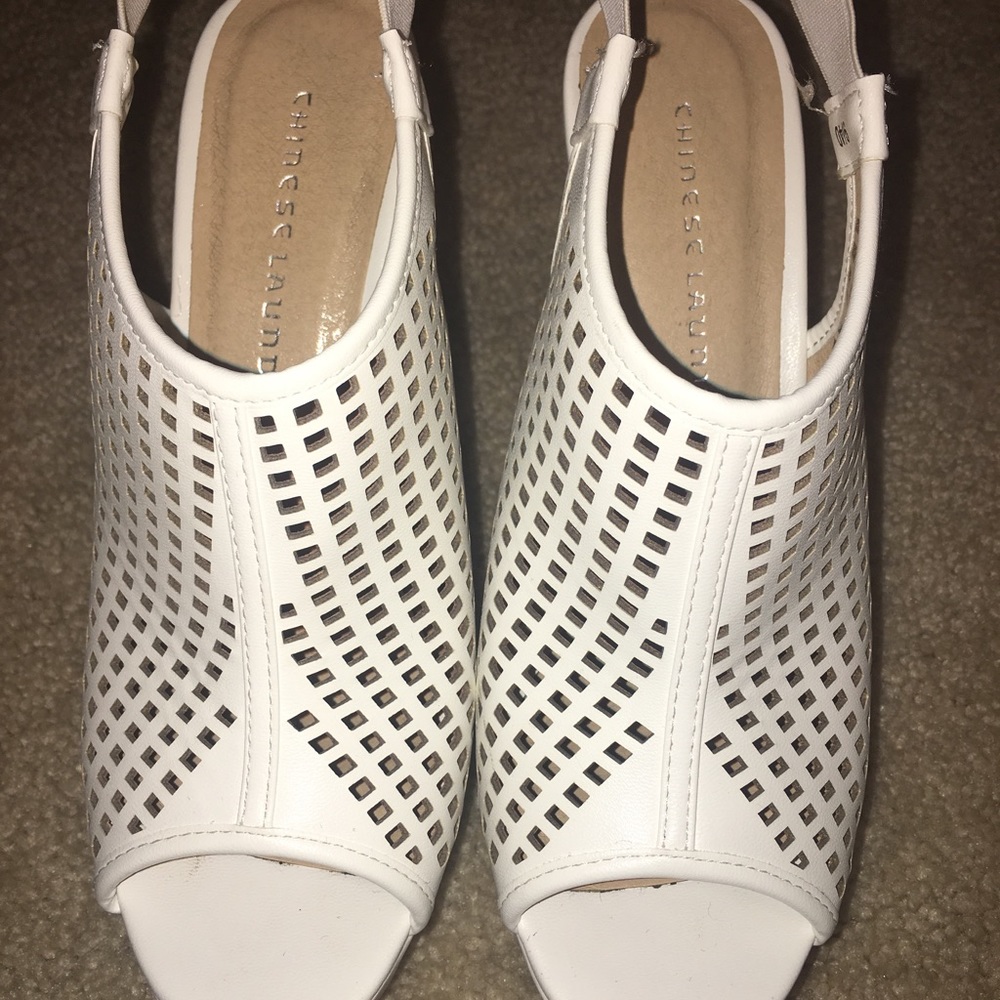 White Wedges