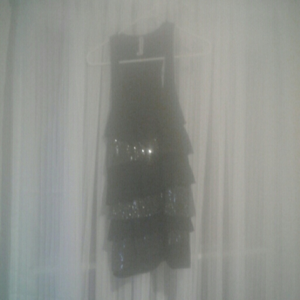 Black tank top with sequence