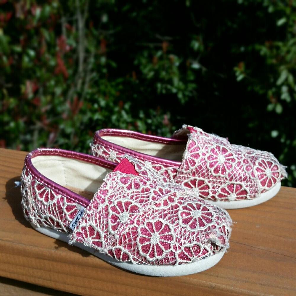 💖 Sparkly Baby TOMS 💖