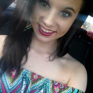 Meet your Posher, Marissa