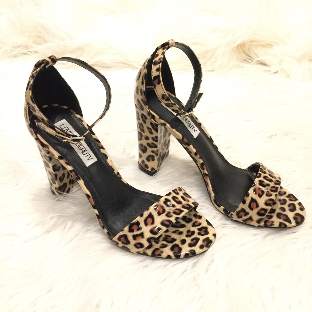 ✨Leopard Print Heels✨