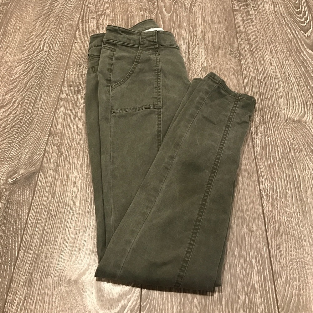 American Eagle Outfitters