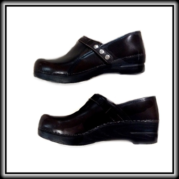 SANITA CLOGS DEEP, DARK CHOCOLATE 🎉HPx2🎉 - Picture 2 of 5