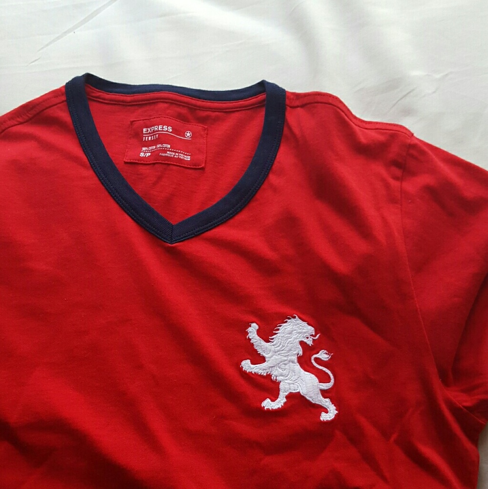 Express V-neck