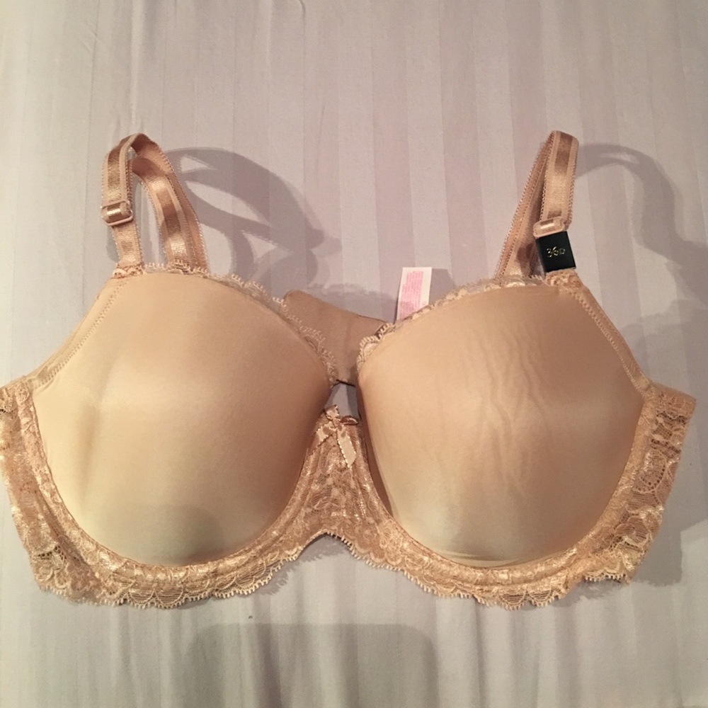 Victoria's Secret Dream Angels Lined Demi Bra