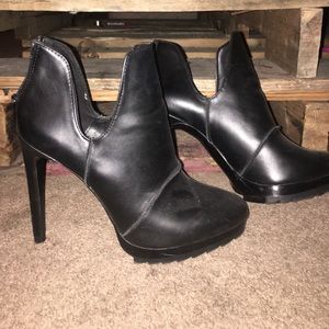 Brand new ZARA platform heeled cutout booties