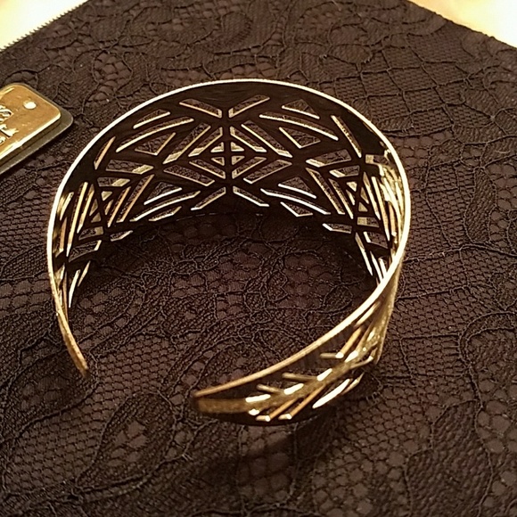 🆕Silver Bangle - Picture 7 of 7