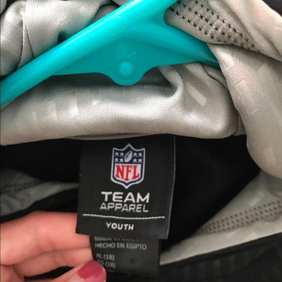 Jacket - Picture 3 of 3